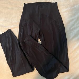 Lululemon leggings 25”